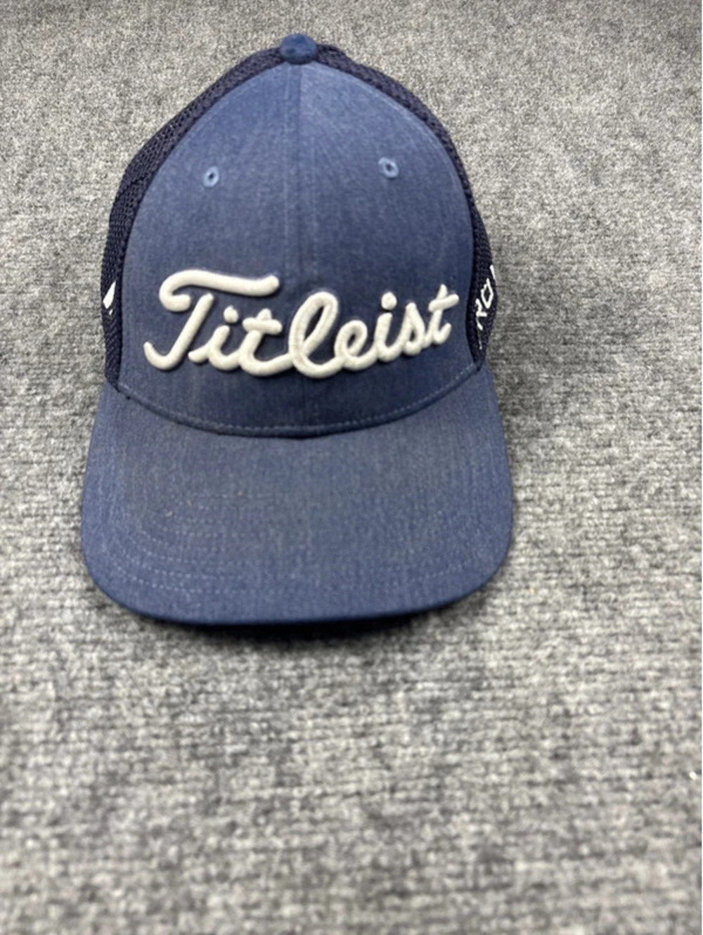 1574 Titlest Pro V1 Adjustable Hat